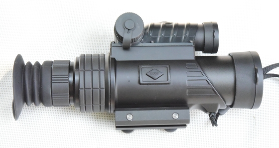 10x32 campo di caccia con rangefinder laser integrato 750m e tecnologia Eye Safe 905nm